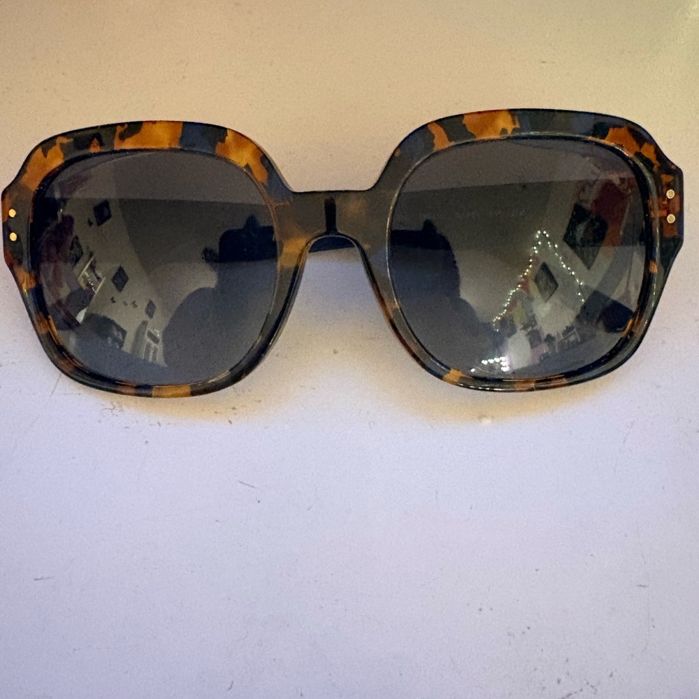 Tory Burch Tortoise Shell Sunglasses